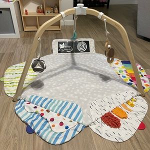 Lovevery play gym